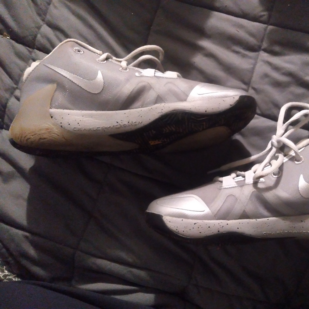 Nike shoes